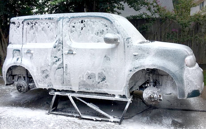 Use QuickJack car lift for better car washing